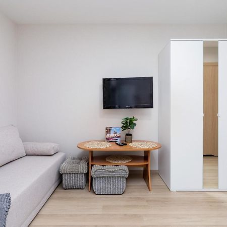Srodmiescie Katowa Air-Conditioned Studio Krakow By Noclegi Renters Exterior photo
